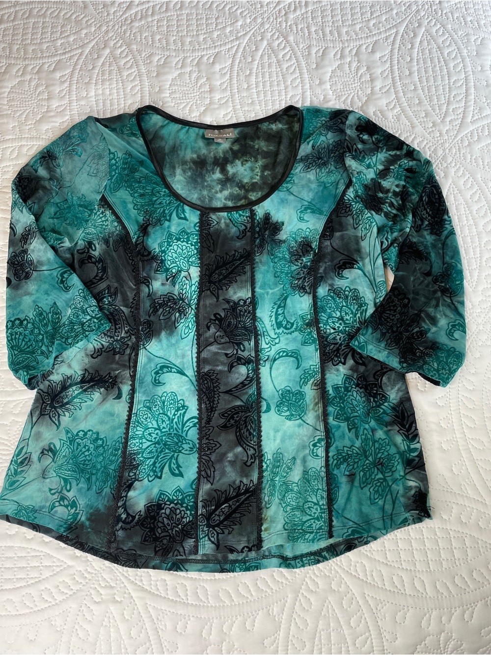 Rod & Ali Teal & Black Floral Velvet-Print Scoop Neck Top - Picture 5 of 15